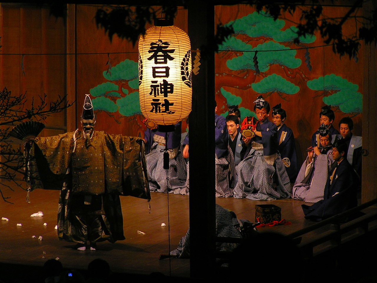 pesona-budaya-tradisional-jepang-dari-teater-noh-hingga-matsuri